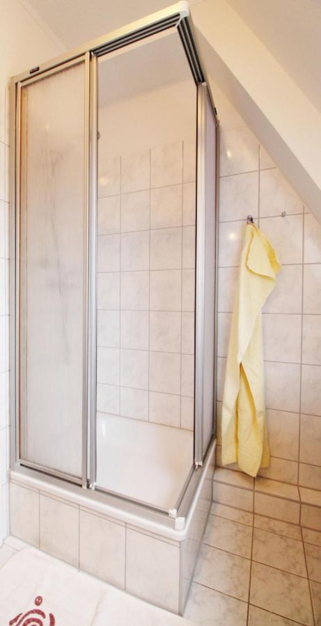 Hafenhaeuser Breege - Ferienwohnung 9 Strandlaeufer エクステリア 写真